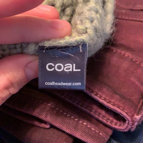 Coal Knit Hat - Picture 4 of 5